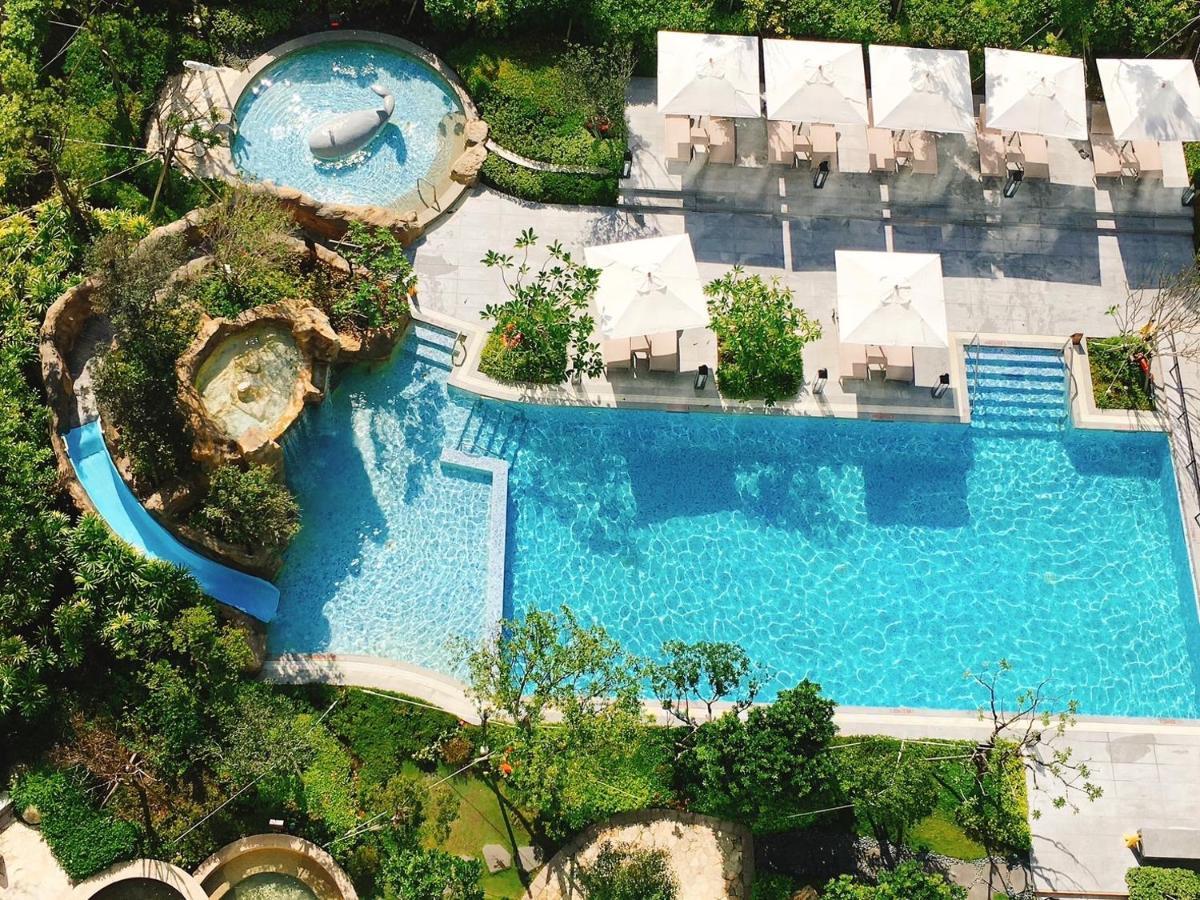 Mu Jiaoxi Hotel Exterior foto The swimming pool at the hotel